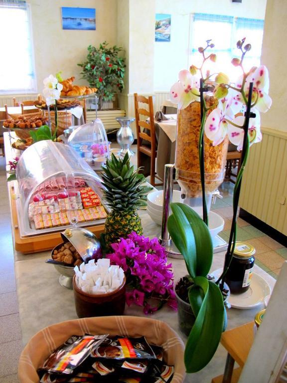 Hotel De La Santa Vittoria Algajola (Corsica)
