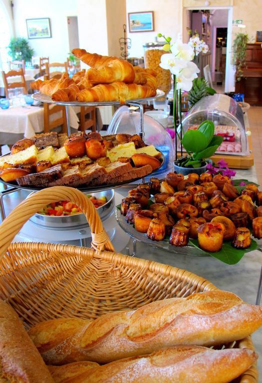 Hotel De La Santa Vittoria 2*